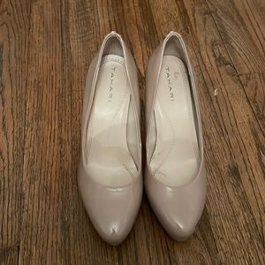 Tahari Tan High Heels